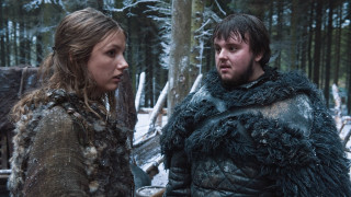 Man woman woods furcoat night - the wood together free wallpaper