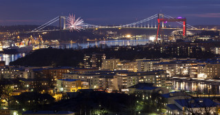 City night bridge fireworks river - the city free wallpaper