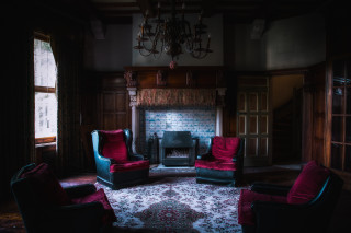 Living room fireplace chairs rug - a fireplace free wallpaper