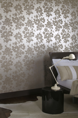 Bedroom floral wallpaper bed interior - a lamp free wallpaper