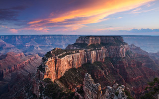 Canyon tall cliff sunset pink - a pink sky free wallpaper
