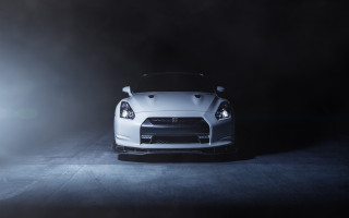 White sports car dark room 8 - fog free wallpaper