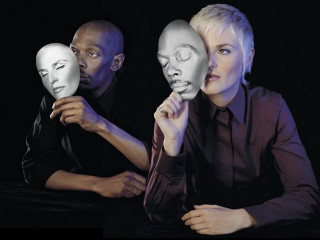Woman men masks camera black - neodada free wallpaper
