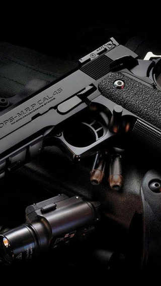 Gun flashlight table lighter holder - a table next free wallpaper