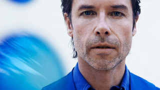 Man blue shirt blue tie - modular free wallpaper