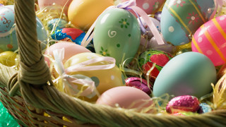 Colorful eggs grass basket ribbon - a basket free wallpaper