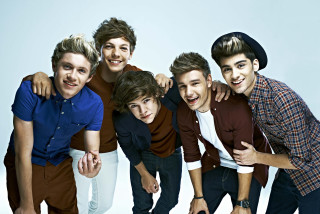 Young men group white blue - young free wallpaper