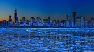 City skyline ice water floes - the ground in front free wallpaper