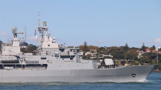 Gray ship city skyline sunny - top of a body free wallpaper