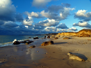 Beach rocks water cloudy sky 13 - a matte painting free wallpaper