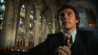 Man suit tie church looking - a church free wallpaper