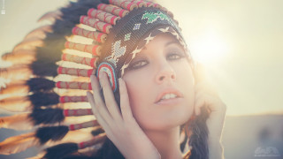 Woman headdress hand face looking - aramenta dianthe vail free wallpaper for desktop