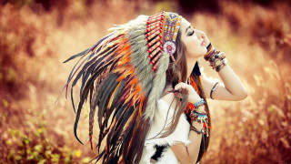 Woman feather headdress bracelet neck 2 - fashion free wallpaper