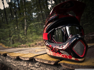 Helmet goggles wooden plank woods - a helmet and goggles free wallpaper