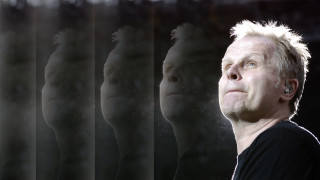 Man shaved head looking up - a sery of images free wallpaper