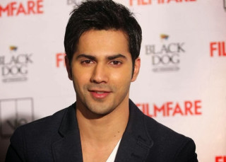Man in suit film festival - white shirt free wallpaper
