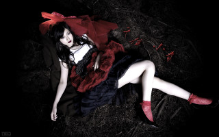 Woman red hat dress bow - a red hat free wallpaper