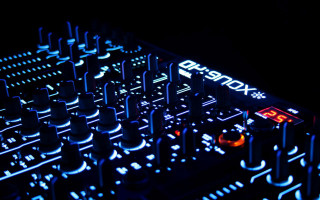 Dj controller closeup black background 2 - antoni pitxot free wallpaper