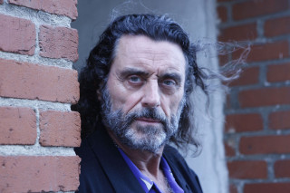 Long haired beard man brick - his hair free wallpaper