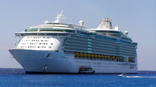 Cruise ship ocean boat water 2 - art green free wallpaper