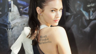 Woman tattoo white shirt black - her back free wallpaper
