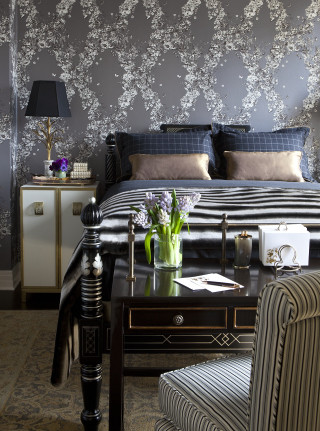 Bedroom with bed interior design 18 - feature free wallpaper