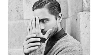 Man beard hands face looking - his hand together free wallpaper