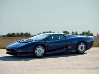 Blue sports car parking lot 13 - edi rama free wallpaper