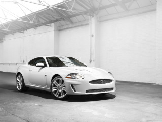 White car garage white wall - a white brick wall free wallpaper