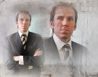 Man suit tie arms crossed 2 - david dougal williams free wallpaper