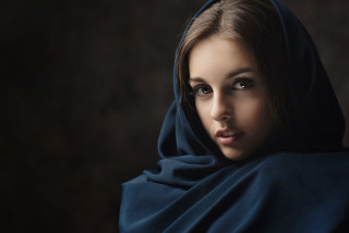 Woman blue shawl black background - the image free wallpaper