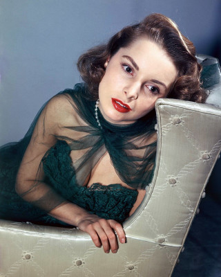 Doris blair green dress red - a red lipstick free wallpaper