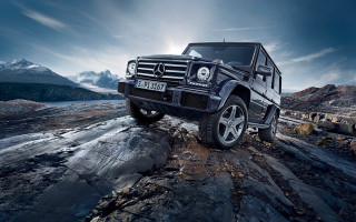 Black mercedes beach mountains ocean - feature free wallpaper