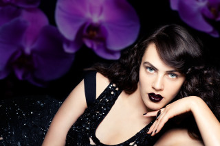 Woman black dress purple flowers - didier mouron free wallpaper