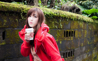 Woman red jacket coffee cell - free forest wallpaper