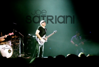 Man stage guitar band microphone - stage free wallpaper