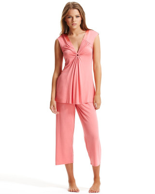 Woman pink top pants standing - slim free wallpaper
