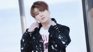 Young man black jacket hand - a young man free wallpaper
