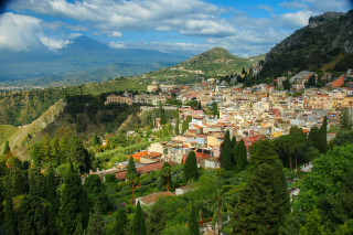 City mountain forests sky bridge - correggio free wallpaper