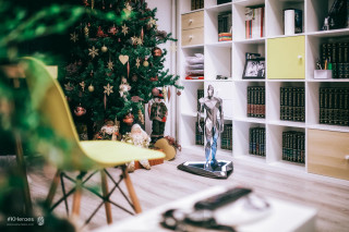 Christmas tree yellow chair room - avgust černigoj free wallpaper