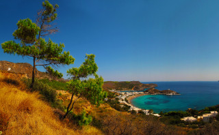 Beach bay hilltop trees blue 2 - exekia free wallpaper