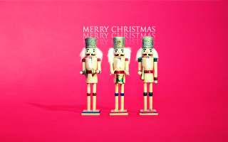 Wooden nutcrackers merry christmas pink - merry free wallpaper