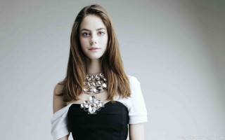 Woman black white dress silver - a portrait free wallpaper