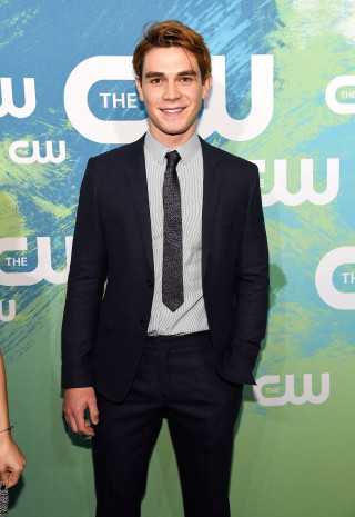 Man suit tie blue green - everett warner free wallpaper