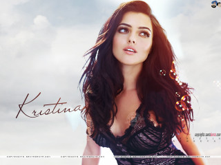 Woman black dress sky background - beautiful free wallpaper for desktop