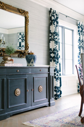 Blue white dresser mirror rug - dresser free wallpaper