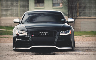 Black car parking lot green 2 - caspar wolf free wallpaper