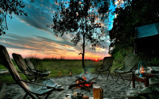Campfire field chairs night sky - a campfire free wallpaper