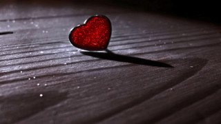 Heart shaped object wooden table 2 - object free wallpaper