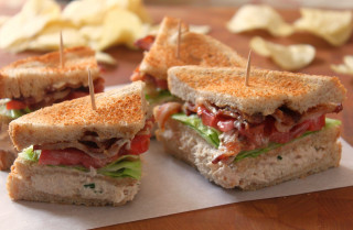 Sandwich chips wine table cut - ed benedict free wallpaper